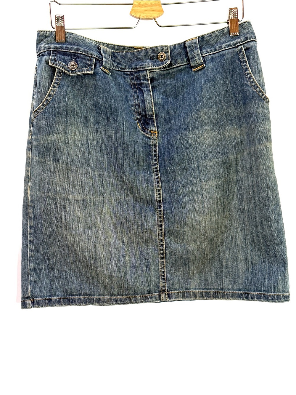 Faded Blue Denim Skirt with Pockets, Closet Basic, Size 10